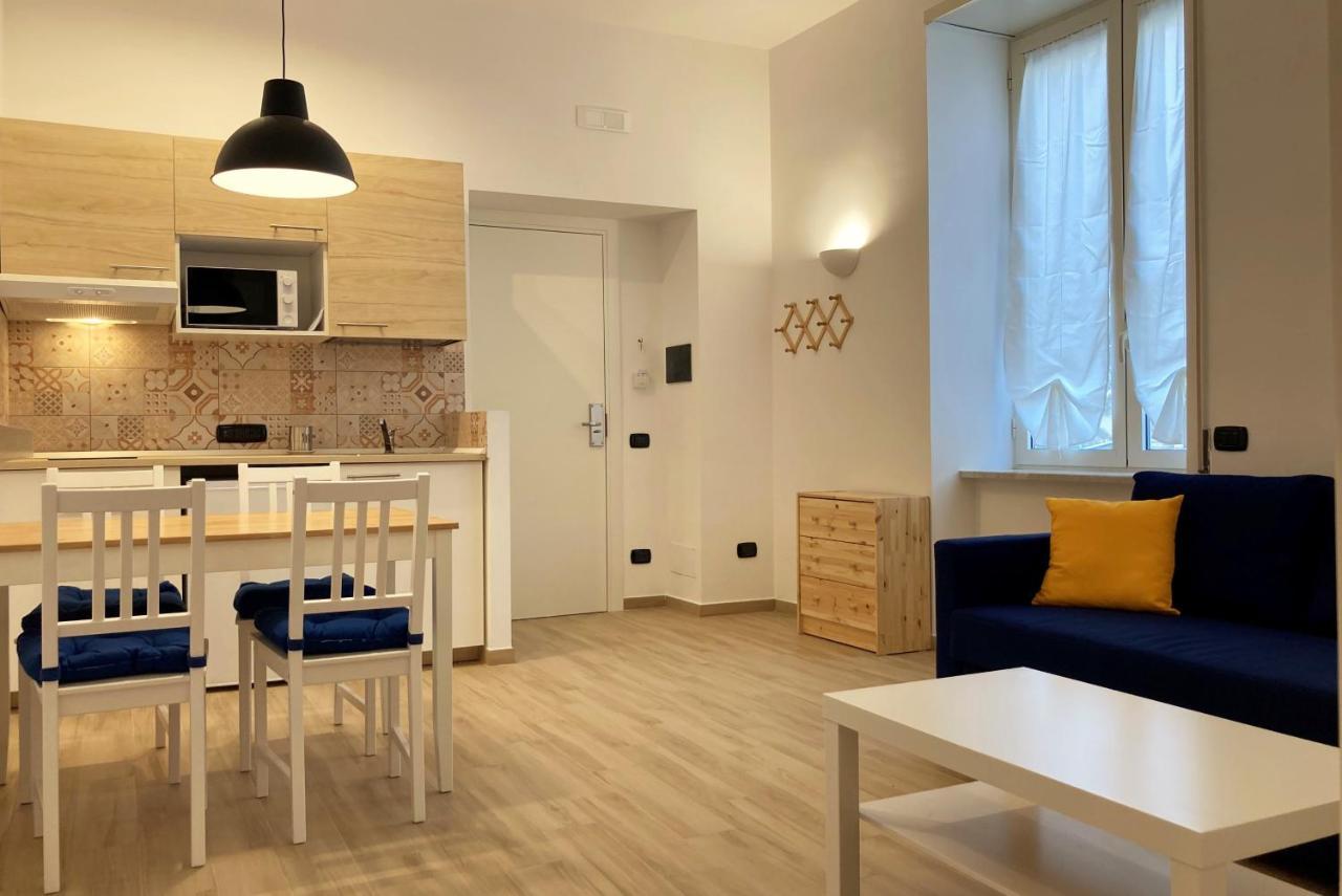 La Casa Blu Nel Cuore Storico Di Napoli エクステリア 写真