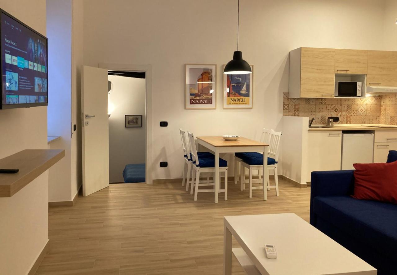 La Casa Blu Nel Cuore Storico Di Napoli エクステリア 写真