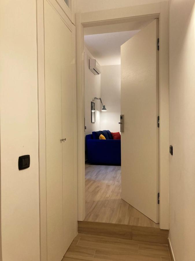 La Casa Blu Nel Cuore Storico Di Napoli エクステリア 写真
