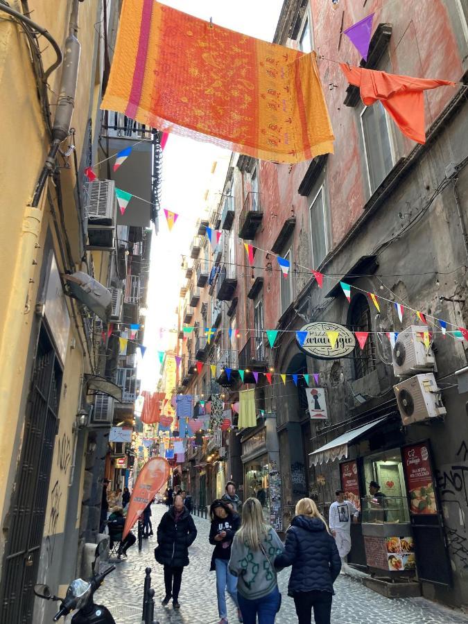 La Casa Blu Nel Cuore Storico Di Napoli エクステリア 写真
